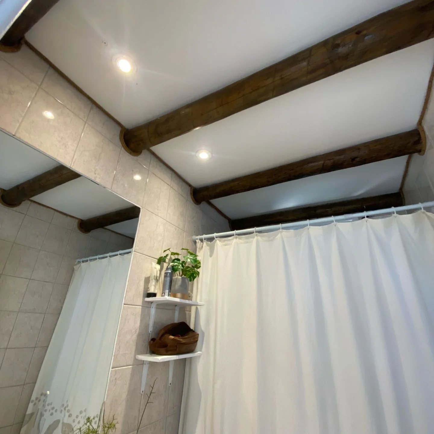 Cabaña — Barnizado